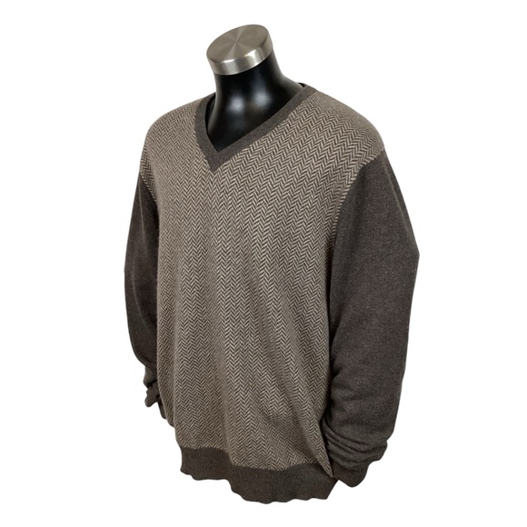 Joseph & Lyman Herringbone Cashmere V Neck Sweater Brown - Picture 4 of 11